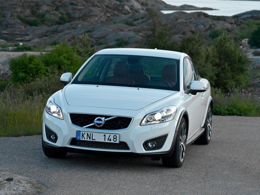  Volvo C30 T5 2009 года  (фото 1 из 9)